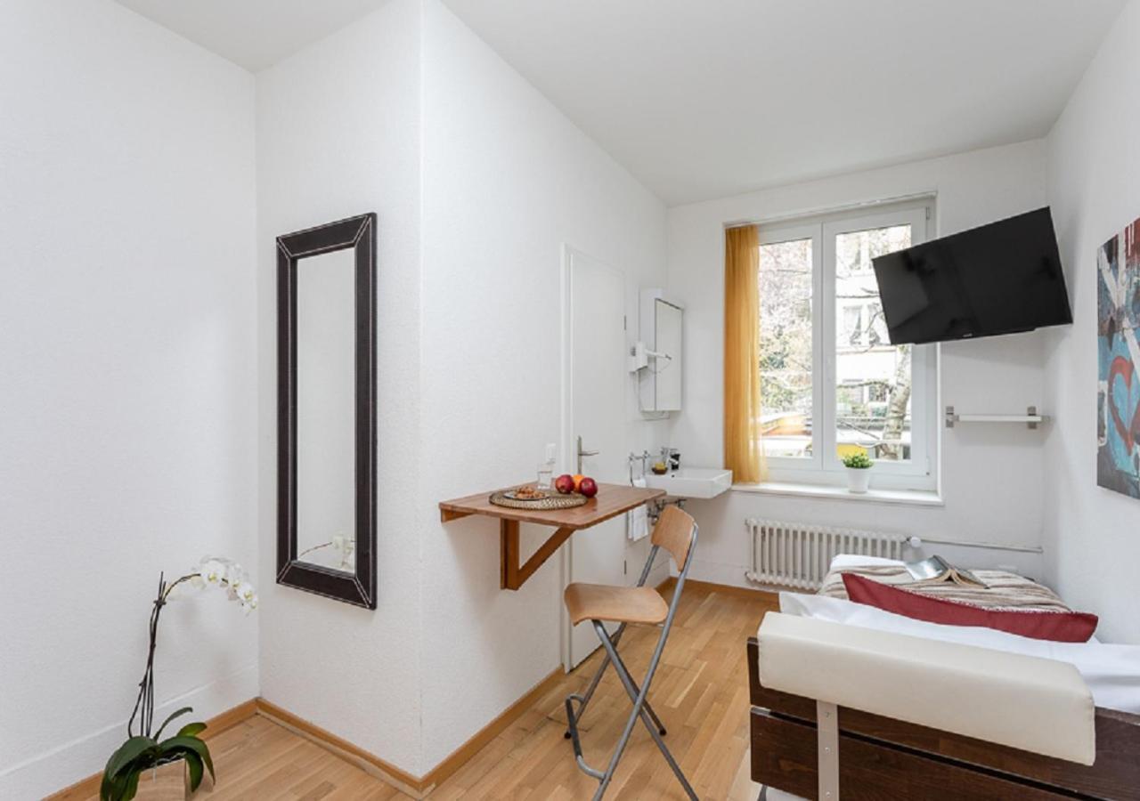 Swiss Star Guesthouse Oerlikon - Contactless Self Check-In Zurique Exterior foto