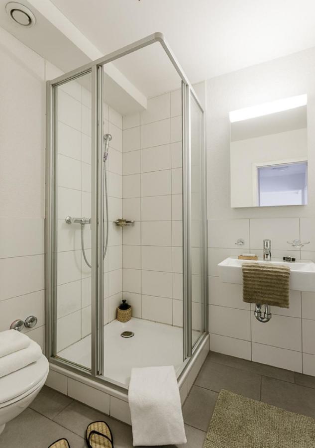 Swiss Star Guesthouse Oerlikon - Contactless Self Check-In Zurique Exterior foto